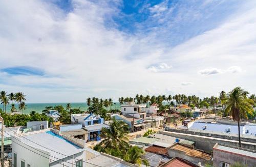 East Ham Tien Beach House | OXY Cave Homestay Mũi Né