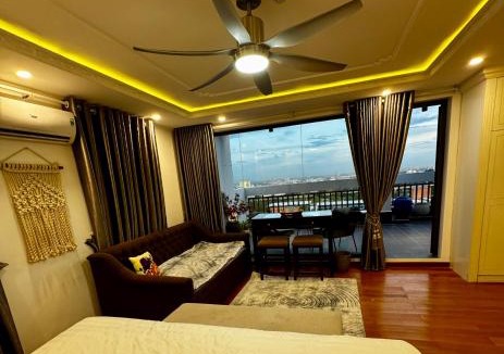 Linh Trung IEPZ Apartment | Super King bed, Jacuzzi, phòng đẹp rộng chill ở Thủ đức