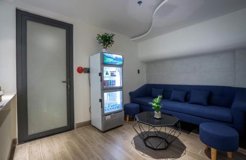 Tan Qui Dong Hotel | Bin Bin Hotel 1 - Near RMIT University