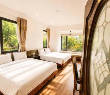 Phuong Hotel | Ngàn Hoa Villa