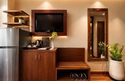 Bui Thi Xuan Hotel | Ben Thanh Market - Luxury Kas Boutique Hotel - Thai Cuisine Restaurant