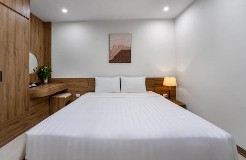 Hang Trong Hotel | Gao House