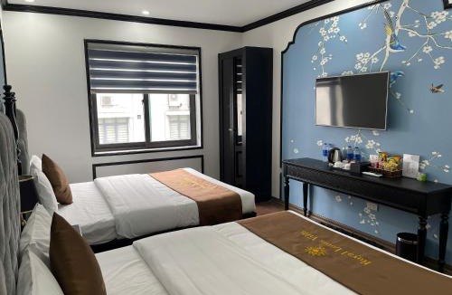 Van Mieu Hotel | Royal Lotus Villa