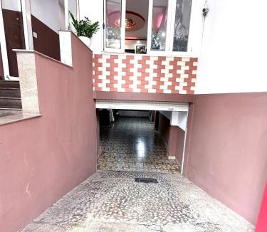 Buon Ma Thuot Hotel | Nhà Nghỉ Hoa Lan