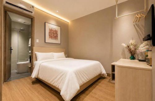 Phu Nhuan Hotel | Amana Living - Phan Xich Long