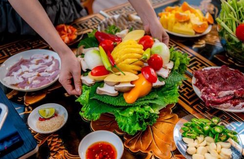 Luong Son Apartment | Sunset Villa Legacy Hill Resort