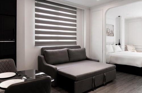Nguyen Thai Binh Hotel | CityHouse- El Pino Realm at Metro Ben Thanh Market
