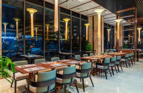 My Đinh Hotel | Aravelle Suites managed by 22Land