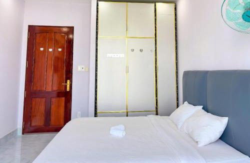 Tan An Hotel | Homestay Lavila Tân An