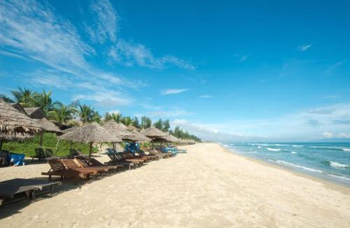 Cam An Hotel | La ALBA Beach Villa