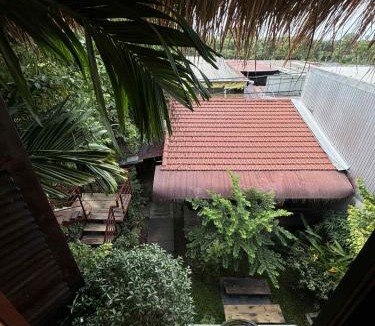 Thuy Xuan Hotel | Cat Bungalow Stay