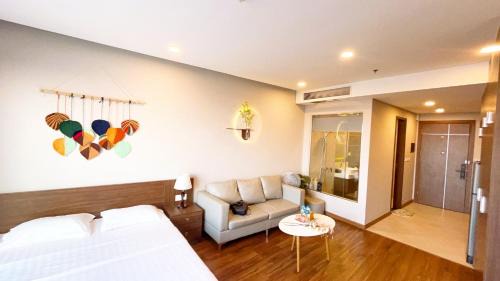 Hai Duong Apartment | Căn hộ Apec Mandala hướng ra hồ The apartment view the lake