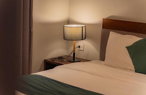 Ngoc Khanh Hotel | XÔI Sakamoto 2 Suites Kim Ma