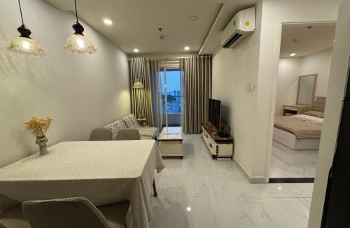 Phuong 8 Apartment | Căn hộ Tera Royal Quận 3