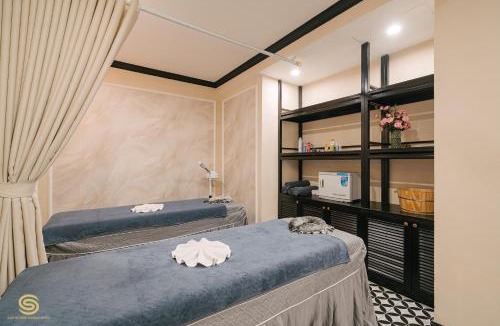 Trung Hoa Nhan Chinh Hotel | Quatorze Hotel