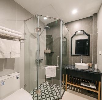 Trung Hoa Nhan Chinh Hotel | Quatorze Hotel