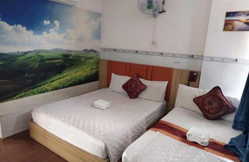 District 12 Hotel | Khách Sạn Nguyên Trung