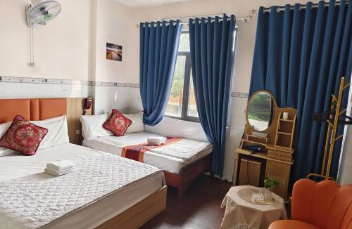 District 12 Hotel | Khách Sạn Nguyên Trung