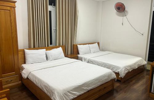 Phuong Hotel | Spring Hotel