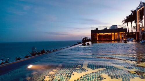 Suoi Nuoc Beach Hotel | Apec Mandala Imperial Ocean Tower Mui Ne