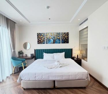 Dich Vong Hotel | L'Signature Thọ Tháp Hotel