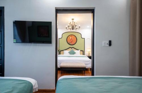 Hue Hotel | The Lamp Homestay Hue