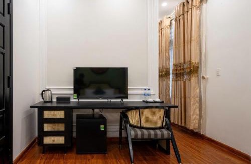 Hue Hotel | The Lamp Homestay Hue