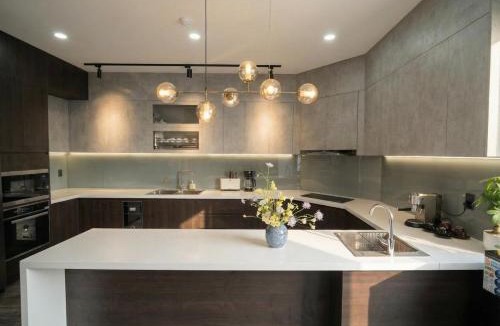 Tho Quang Beach Villa | Modern Luxury Pool Villa w/Sauna 500m to Beach