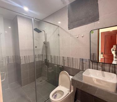 Ganh Dau House | HONG HA Hotel Grand world