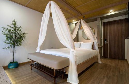 Dich Vong Hotel | A25 Premium Hotel - 31 Trương Công Giai