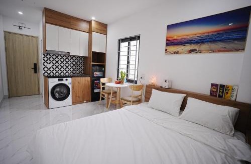Tay Ho Hotel | Green West Lake Residence