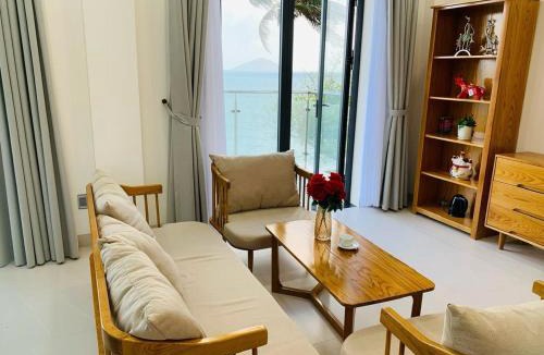 Con Son Hotel | Golden Rose Hotel