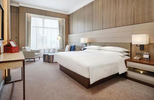 Little Japan Hotel | Sheraton Saigon Grand Opera Hotel