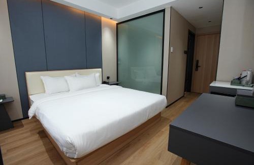 Binh Chanh Hotel | Tulip Hotel