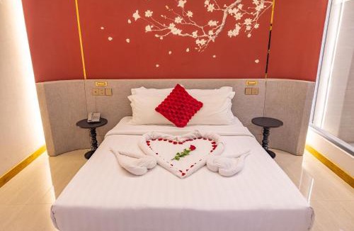 Ninh Kieu Hotel | The IRIS SIGNATURE HOTEL AND SPA