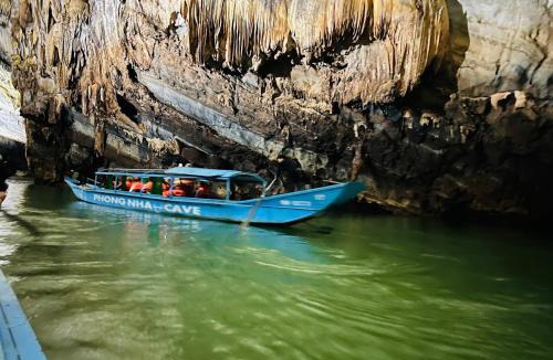 Son Trach Hotel | Phong Nha Cave Boat Tour Included - Nguyen Shack