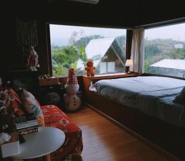 Huong Thuy Cabin | B tree Retreat homestay