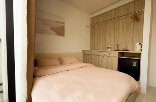 Tan Phu District Hotel | Lens Stay
