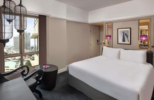 Ben Nghe Hotel | Sofitel Saigon Plaza