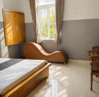 Trung Chanh Hotel | 10h Hotel