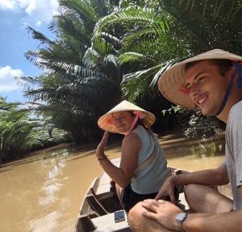 Mo Cay Nam Cabin | Homestay Xóm Quê