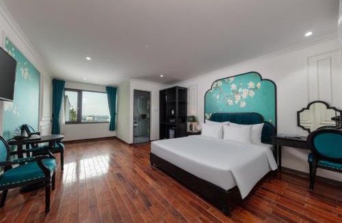 Truc Bach Hotel | Azen Lakeside Hotel & Travel