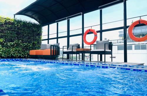 Hang Bac Hotel | Shining Central Hotel & Spa