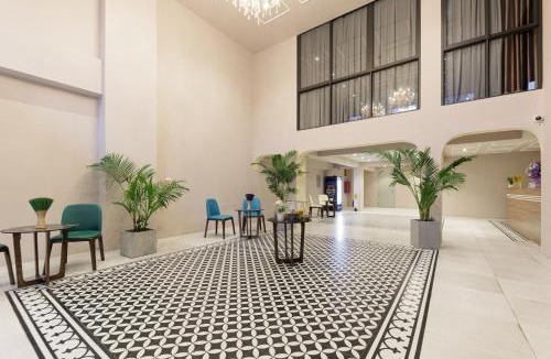 Hai Ba Trung Hotel | Dancenter Near West Lake Hanoi, Truc Bach Lake Formerly Le Grand The Central Park