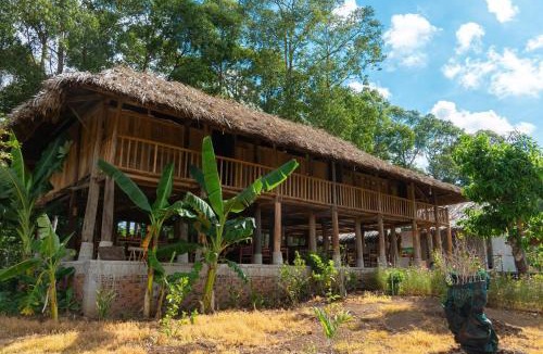 Chau Duc Other | Háo Hức Village, Suoi Rao
