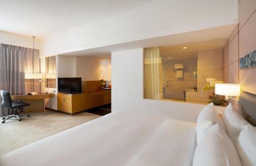 Tan Binh Hotel | Garden Plaza Saigon - Formerly PARKROYAL Saigon
