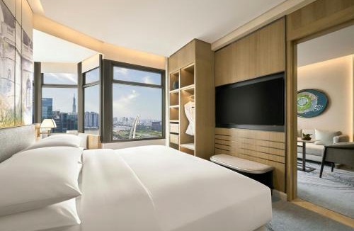 Little Japan Hotel | Sheraton Saigon Grand Opera Hotel