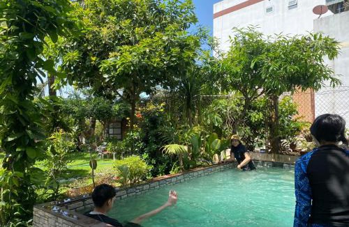 Chau Thanh House | Phòng VIP Có Xông Hơi View Hồ Bơi