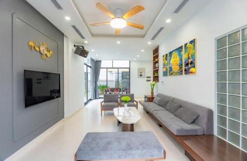 Luong Son Villa | Biệt Thự Có Hồ Bơi Riêng