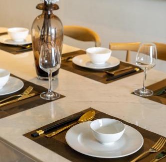 District 1 Apartment | Quiet Luxury Suite with Balcony - City View - Zenity District 1